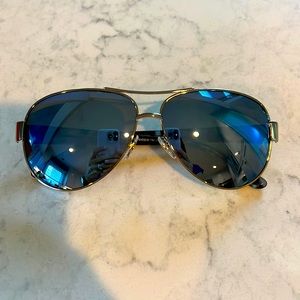 Never worn Tory Burch full rim aviator style sunglasses